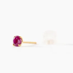 Boucles D'oreilles Puces Elea Serti Griffe Or Jaune Rubis