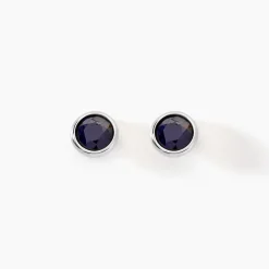 Boucles D'oreilles Puces Edy Serti Clos Or Blanc Saphir